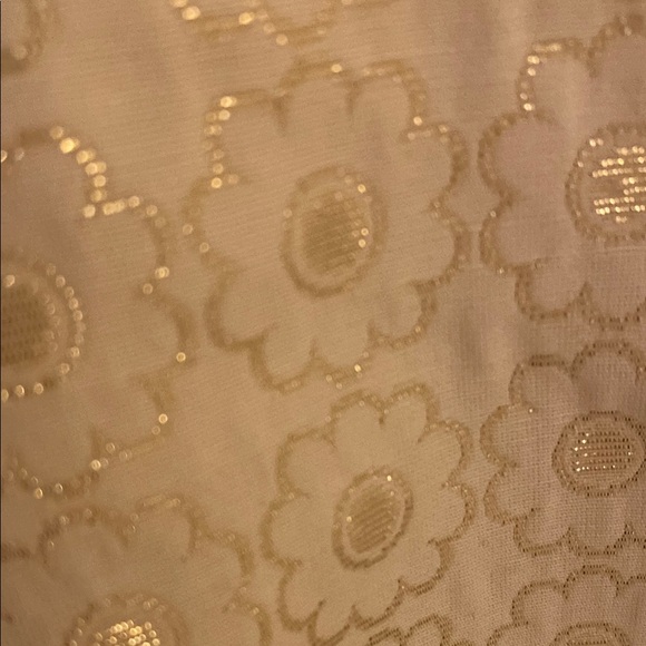 Boden Cream Eyelet Blouse with Cap Sleeves - Picture 3 of 7